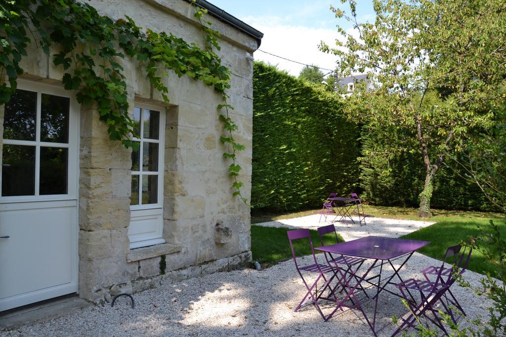 Le Pavillon De La Lanterne Villa Rochecorbon Exterior photo
